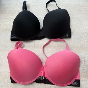 New w/o tags bebe Black and Pink Bra Set 34 DD